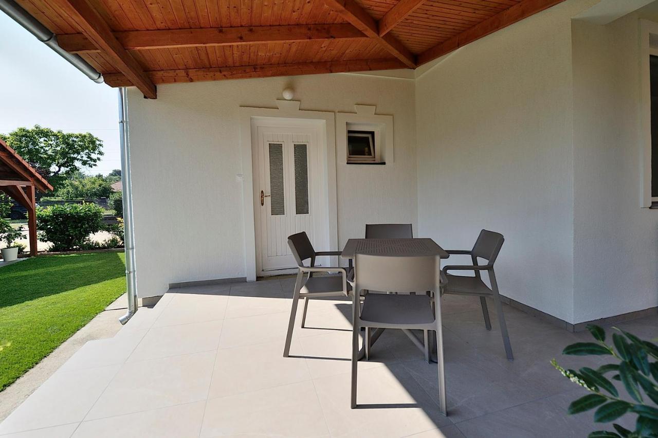 Best Apartman Lelle Balatonlelle Εξωτερικό φωτογραφία